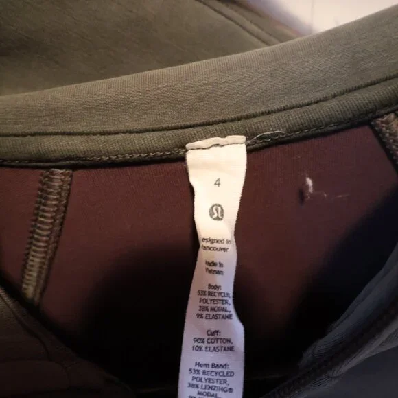 Lululemon Softstreme Zip Up - *smoked spruce* size 4 - Picture 2 of 3